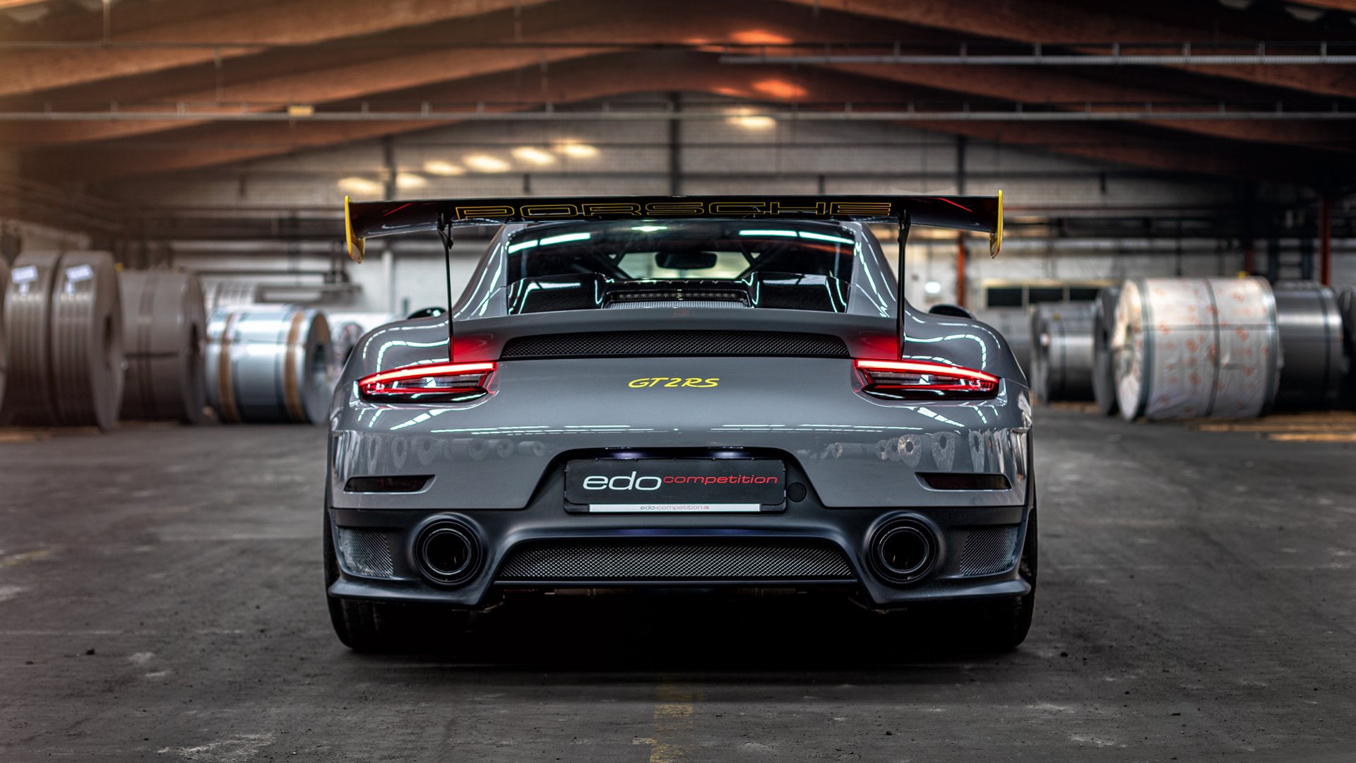 开云电竞-“荒野追击：沙漠与山地的热血追逐”，荒漠追杀中的罪名是